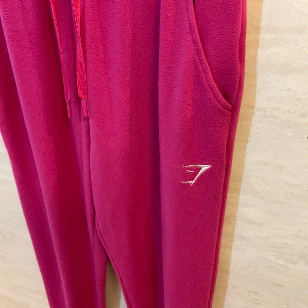 Gymshark Pippa Vibrant Pink Joggers for Women - Picture 4 of 7
